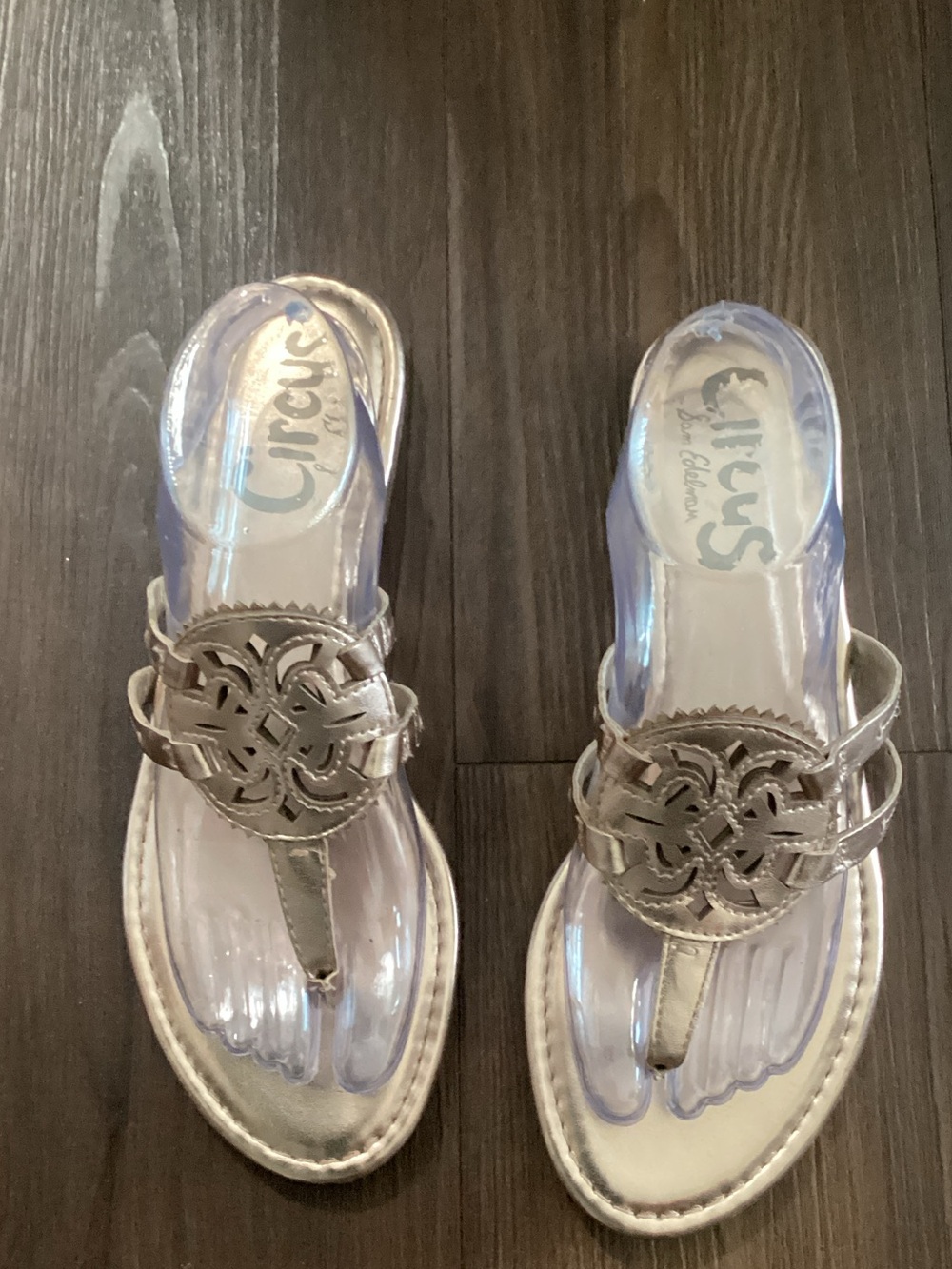 Circus by Sam Edelman Silver Metallic Medallion Thong Sandals Sz 10